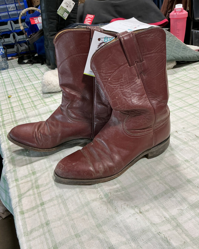 cow boy boots 8.5"