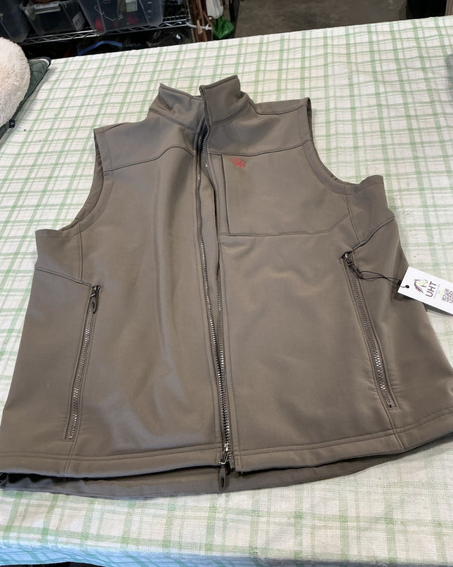 vest ariat large 