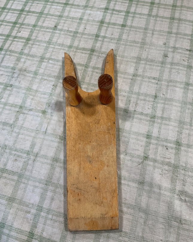 cowboy boot remover helper