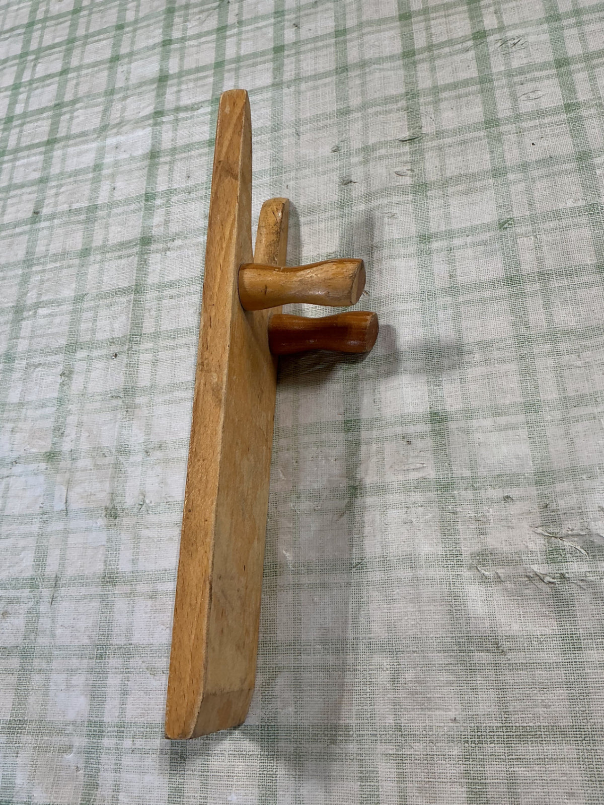 cowboy boot remover helper