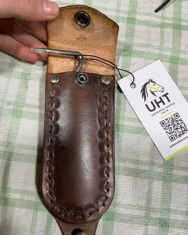 hoof pick holder leather 