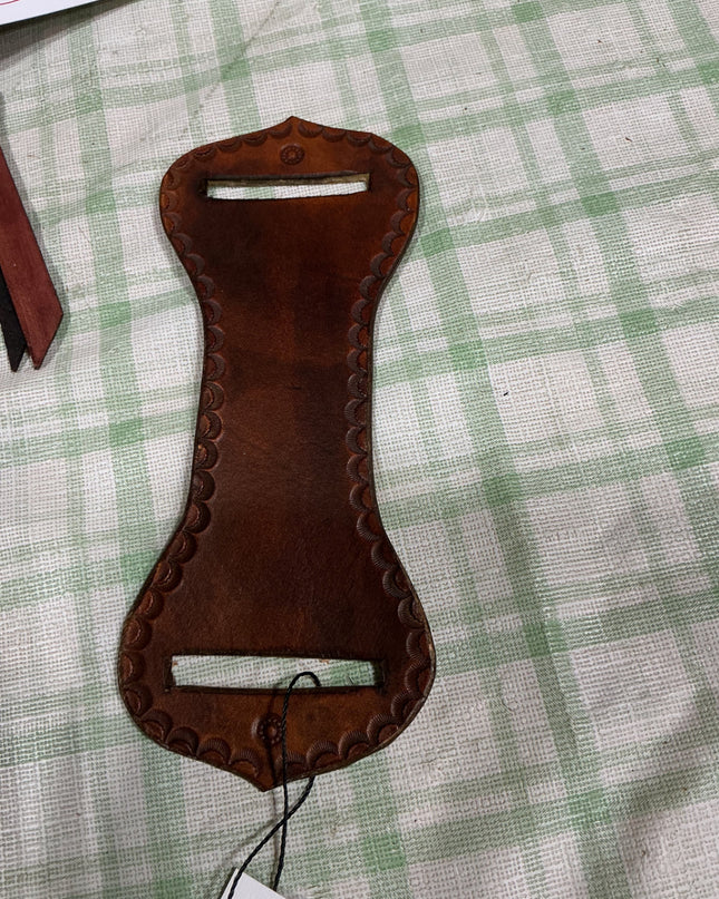 leather cinch keeper 