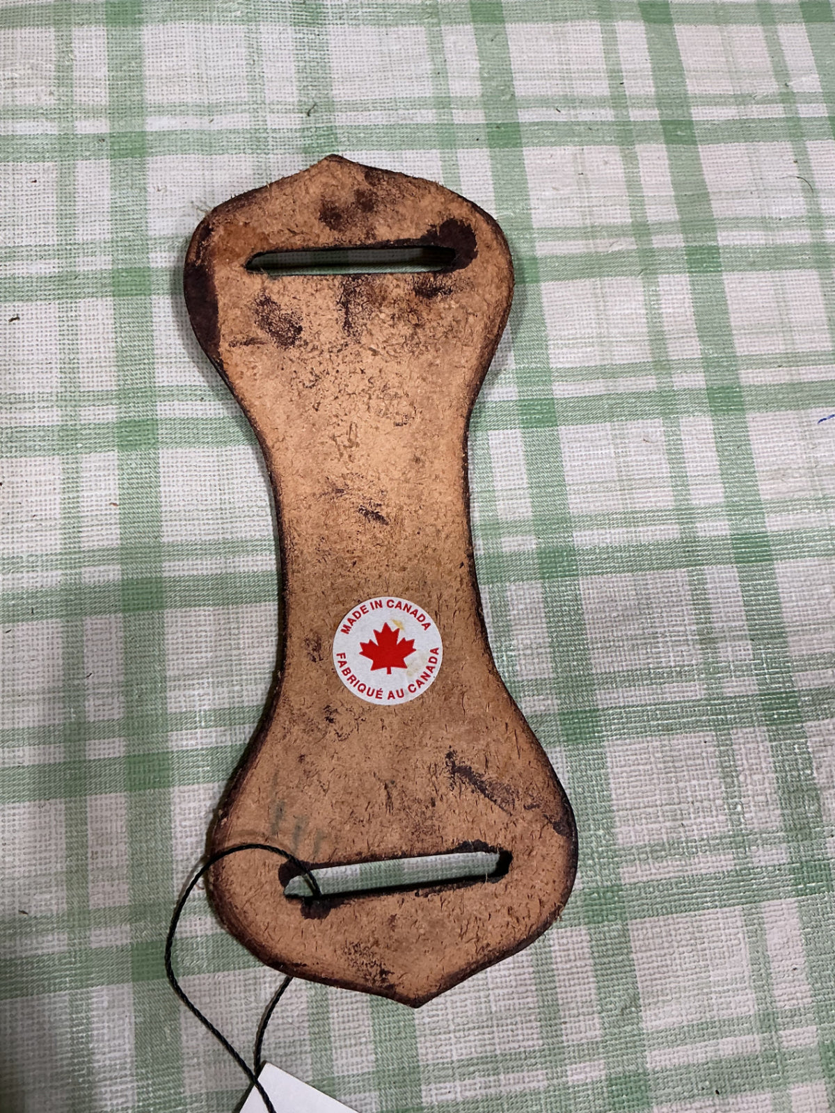 leather cinch or strap keeper 