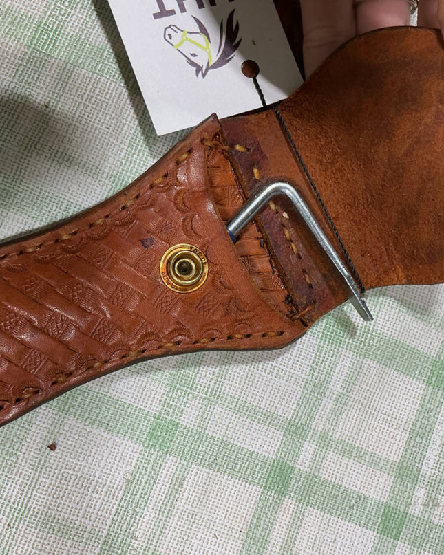 hoof pick holder leather 