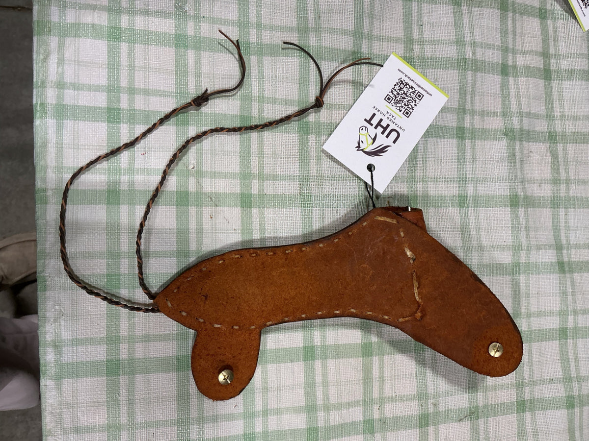 hoof pick holder 