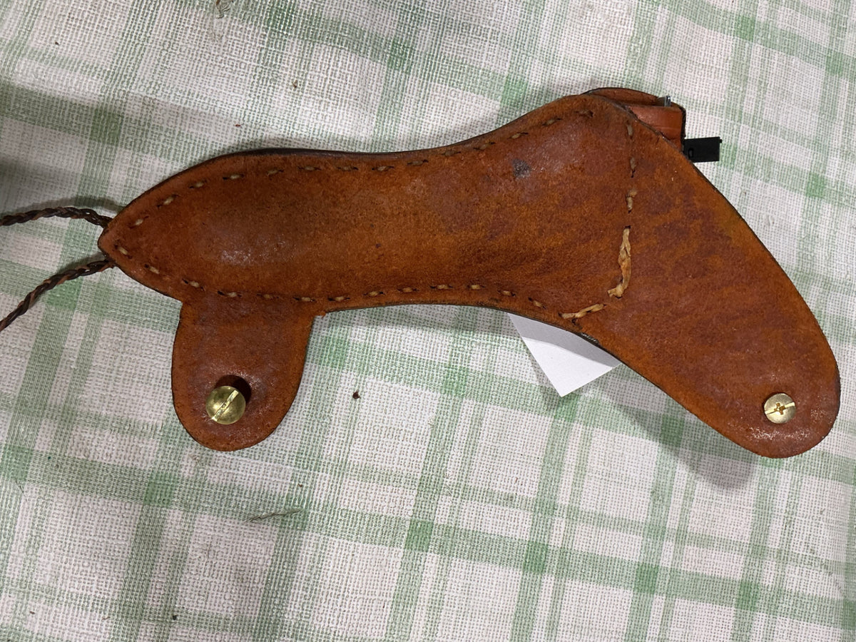 hoof pick holder leather 