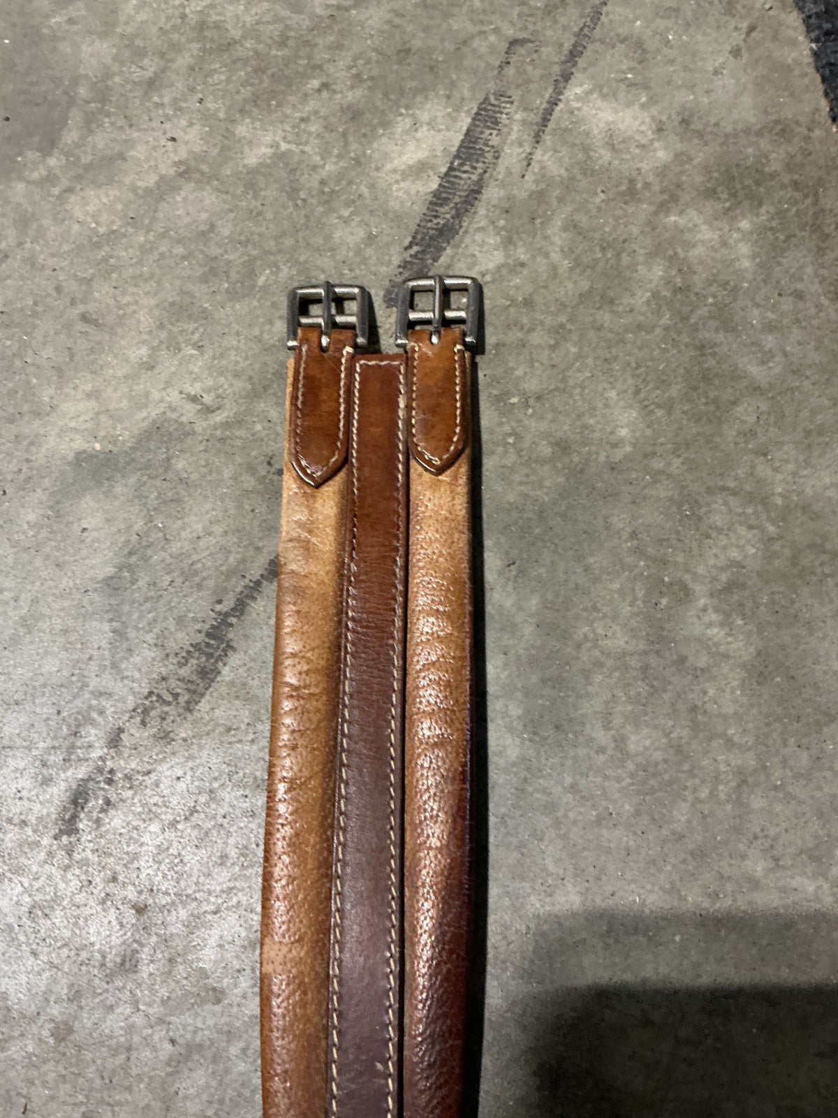 English GirthLeather48"Elastic