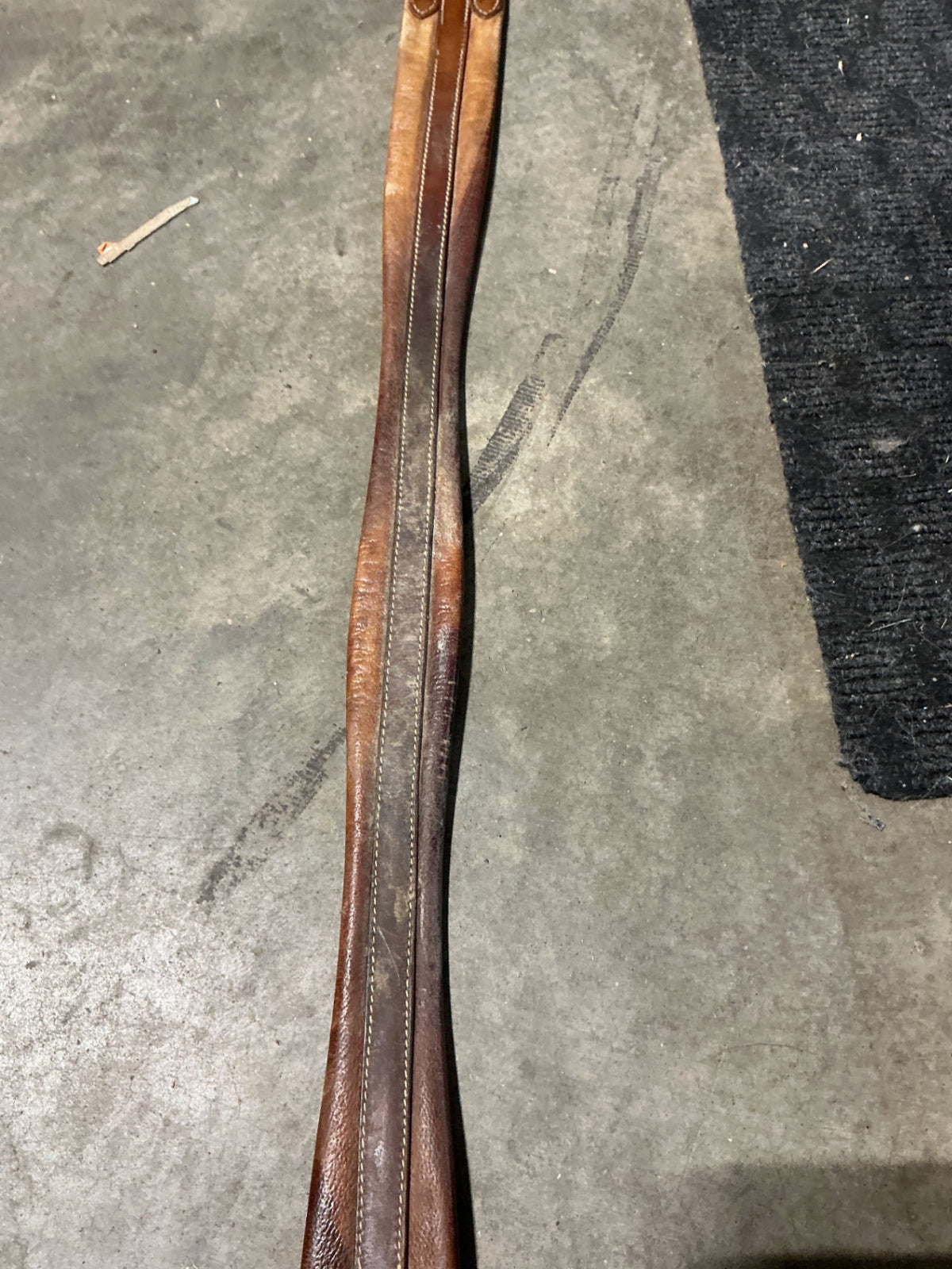 English GirthLeather48"Elastic