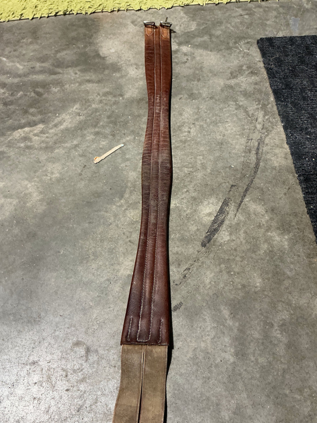 English GirthLeather48"Elastic