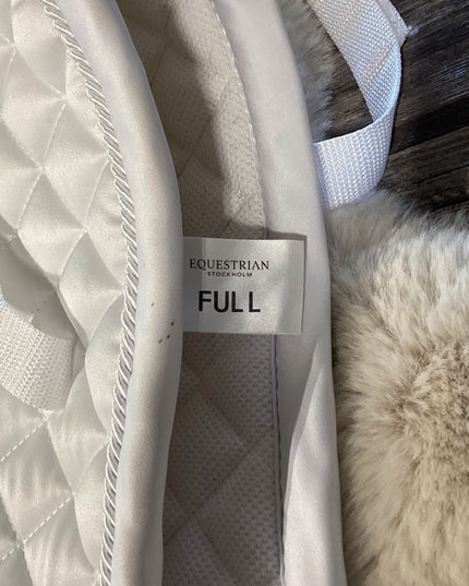 English Saddle Pad Dressage White/BLKStrip