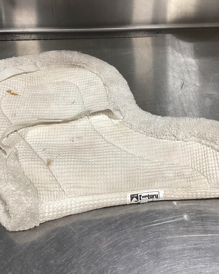 English 1/2  Pad White