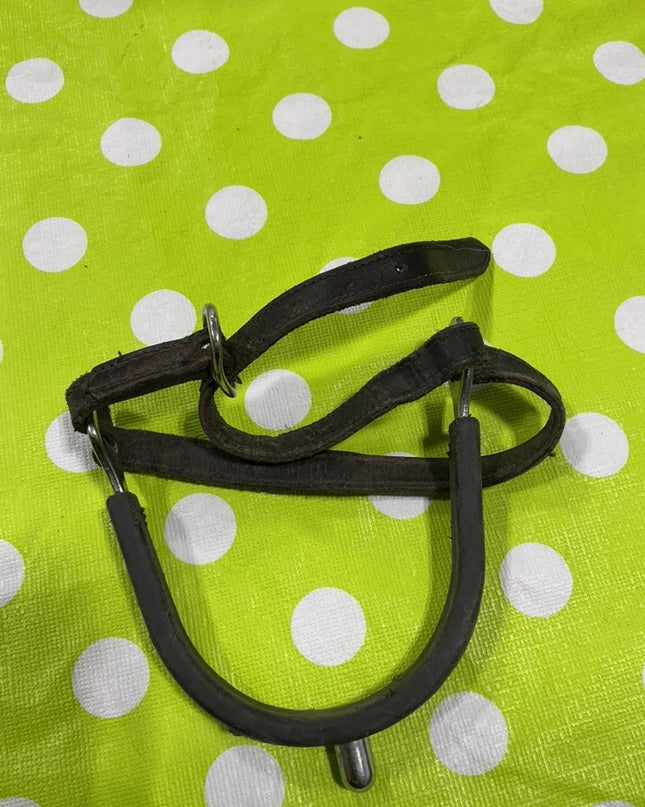 Spur English with strap 1 only