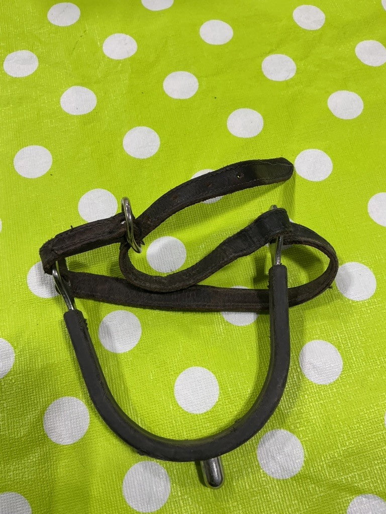 English Spur – with Strap (1 Only) | Used