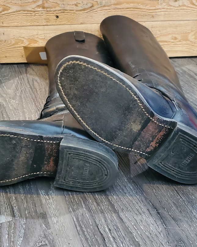 English Boots Tall  Biltrite 6.5