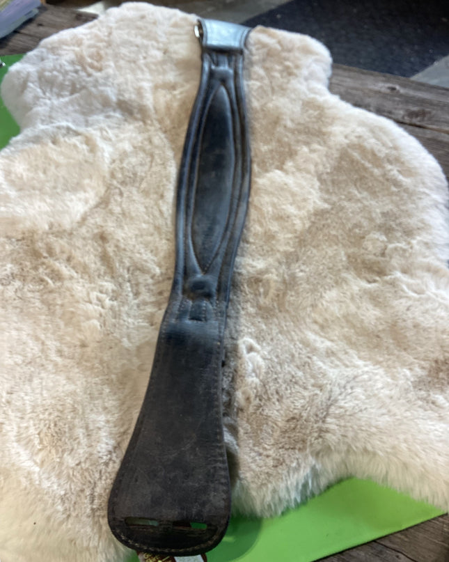 English Girth  Dressage 32"