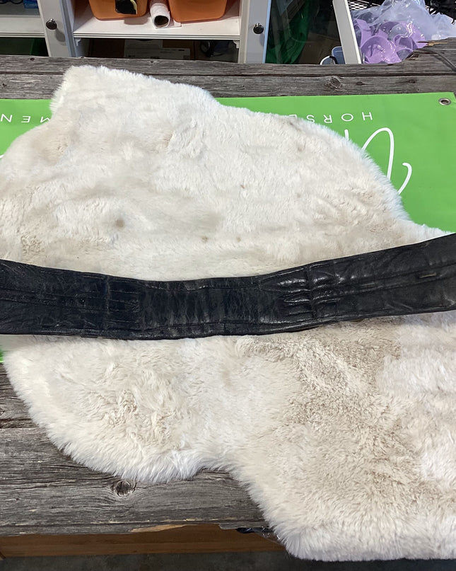 English Girth Black 28"