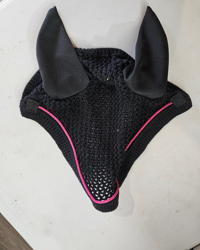 English Bonnet with Pink Border