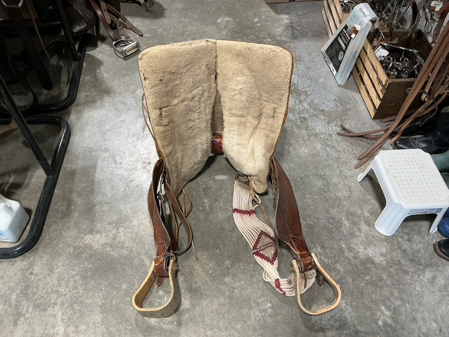 Western Saddle Older 14.5"