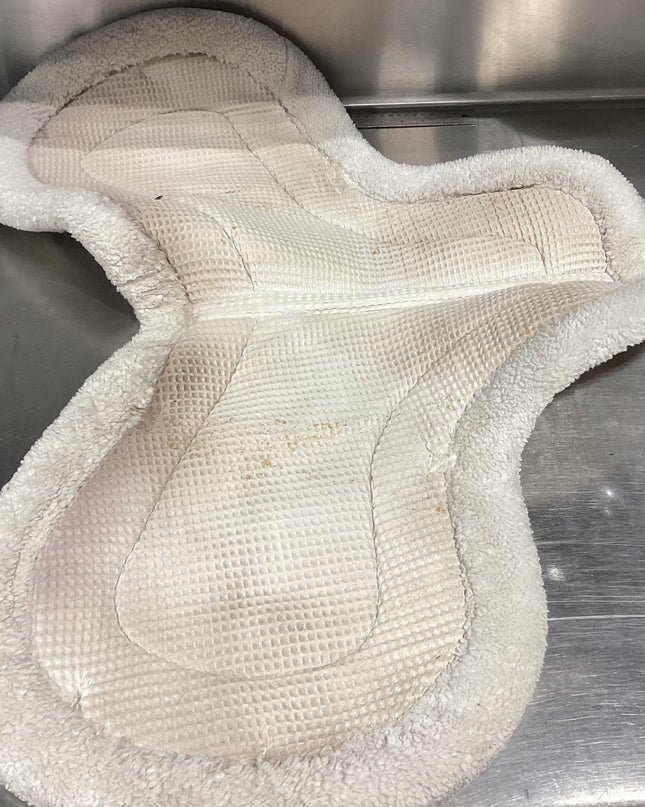 English 1/2  Pad White