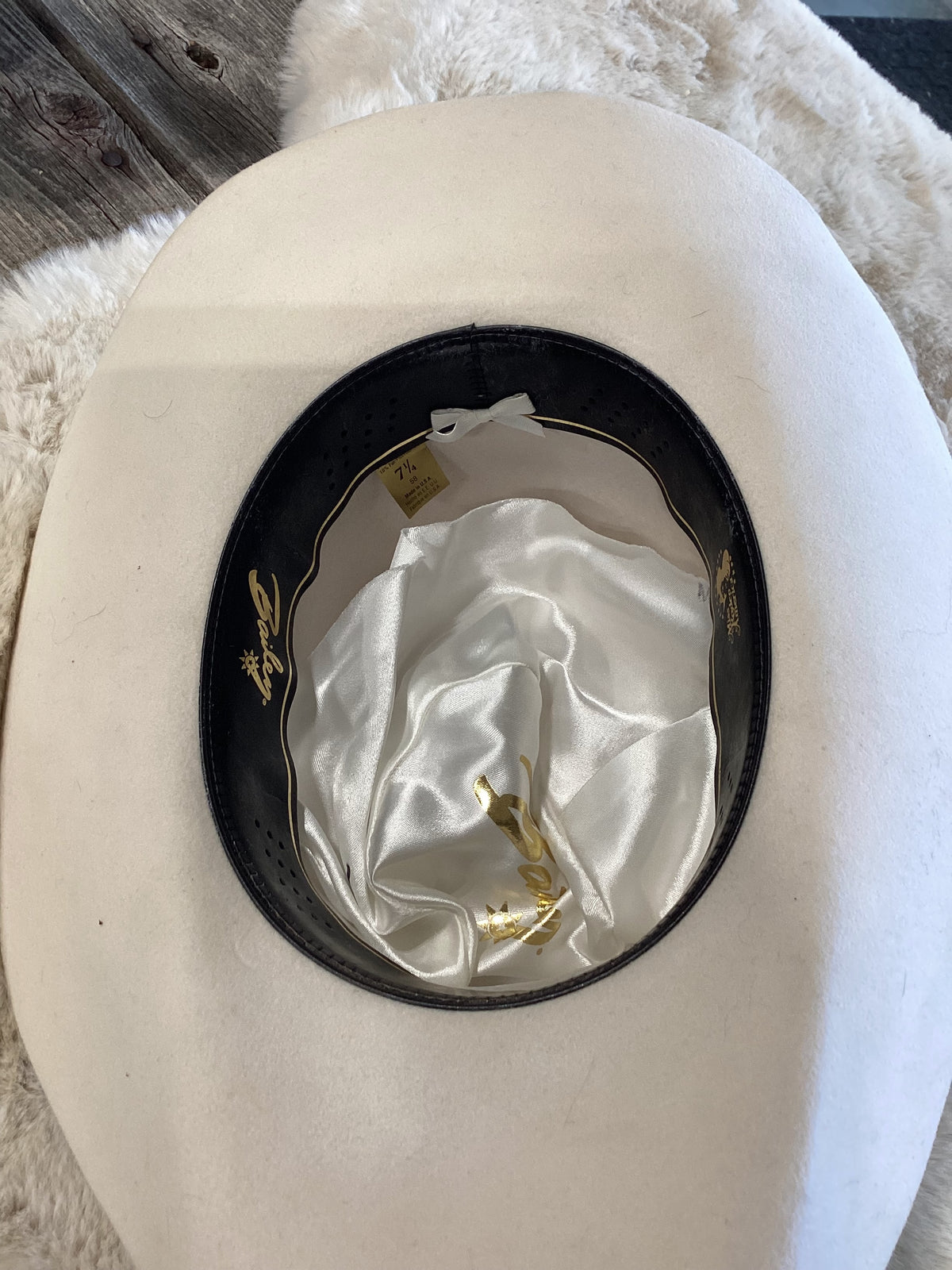 Cowboy Hat – Bailey XX4XX, Size 7 1/4 | Used