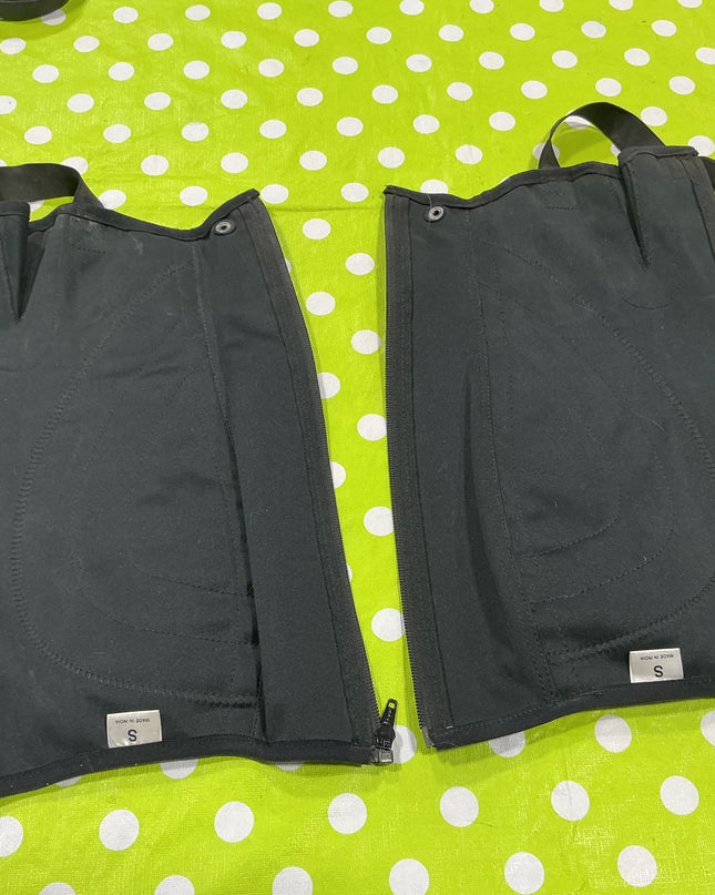 English 1/2 Chaps  Black Small