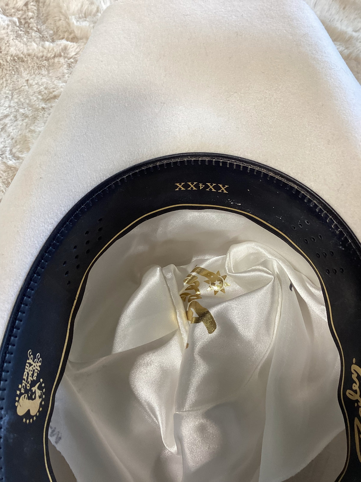 Cowboy Hat – Bailey XX4XX, Size 7 1/4 | Used