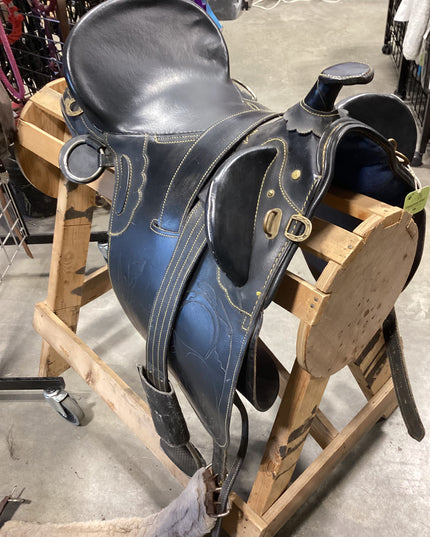 Australian Saddle With Horn 15" Black