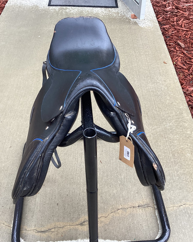 English Saddle With Blue Strip