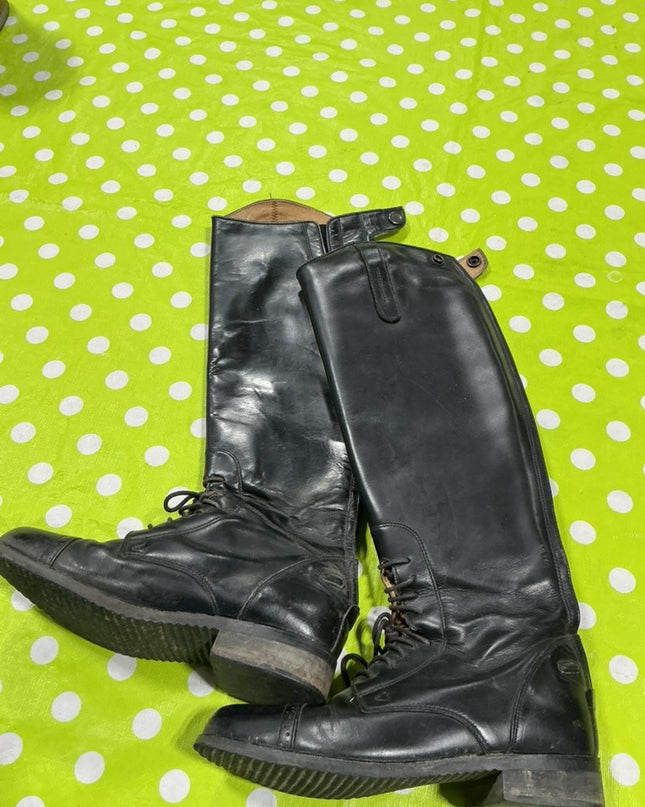 Boots English Tall Black Size 5M
