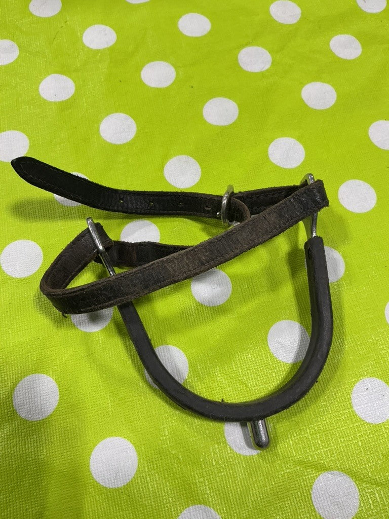 English Spur – with Strap (1 Only) | Used