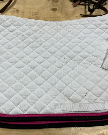 English Saddle Pad Shedrow Full White w/Black, Pink Trim