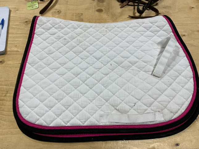 English Saddle Pad Shedrow Full White w/Black, Pink Trim