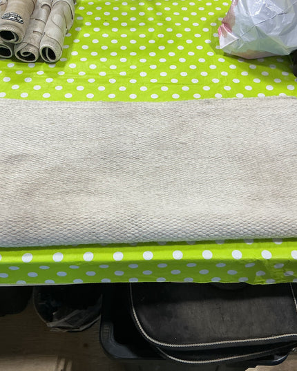 Saddle Blanket White 35" x 34"