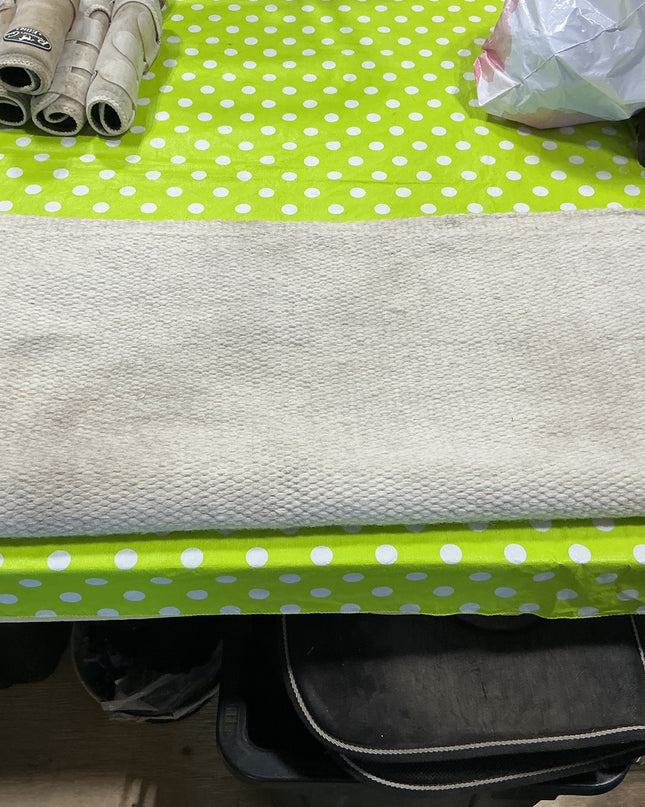 Saddle Blanket White 35" x 34"
