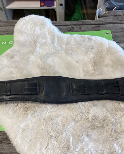 English Girth  Dressage Girth 28" Black