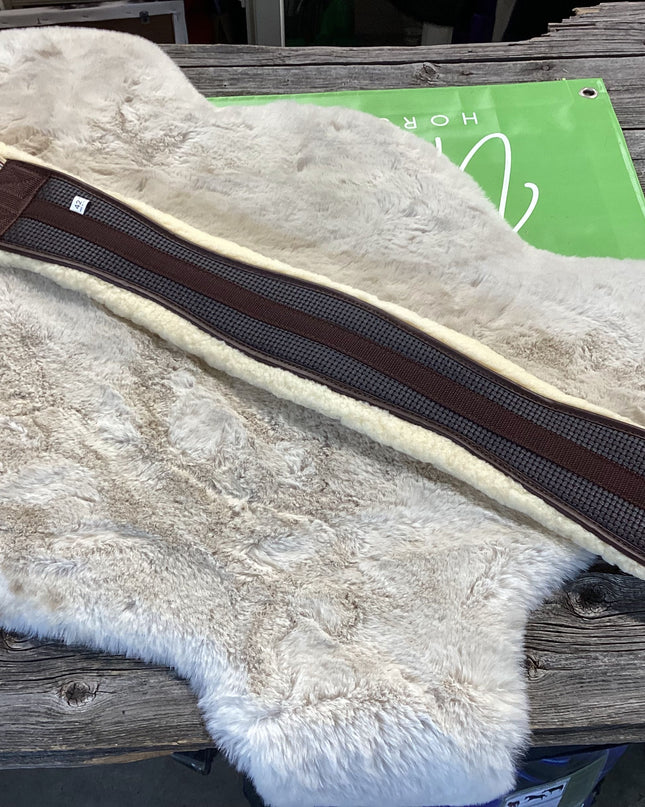 Girth Fleece Elastic End 42" Like New