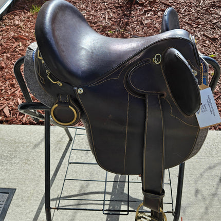 Collection image for: Saddles Australian