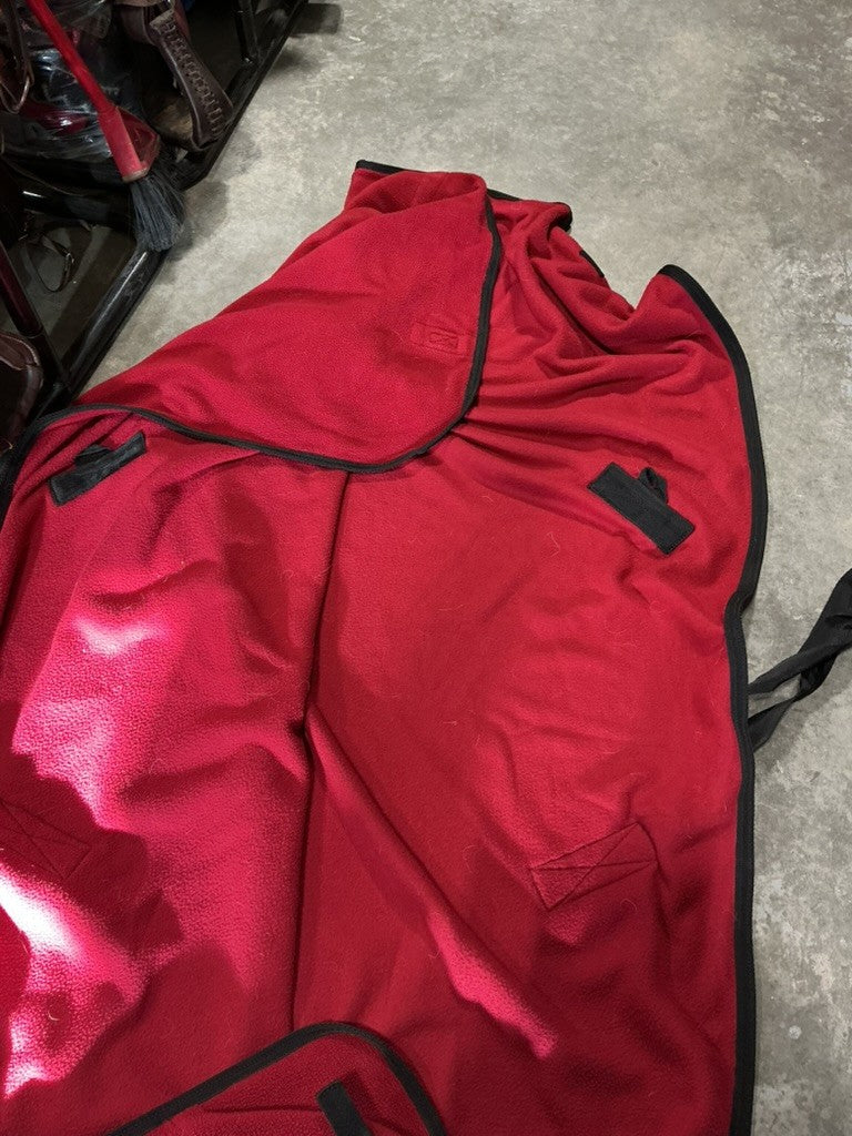 Cooler – Fleece, Red/Black, 76" | Used