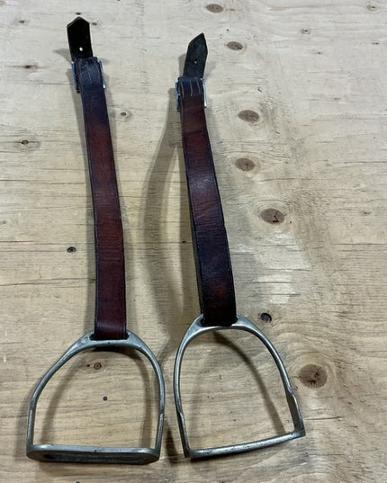 English Stirrups with Leathers