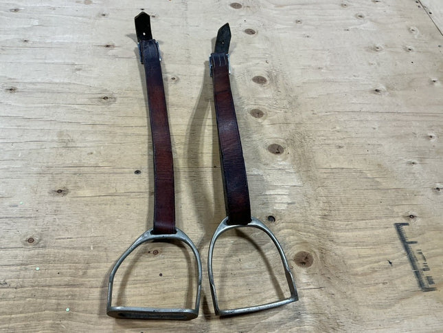 English Stirrups with Leathers