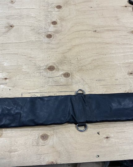 Western Cinch Black 32"