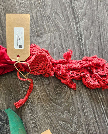 English Bonnet Red