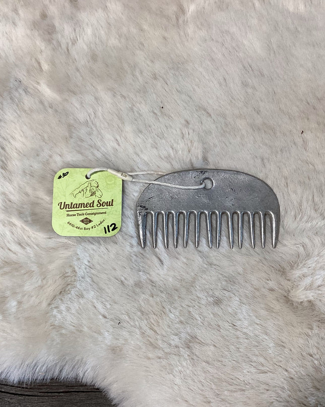 Comb