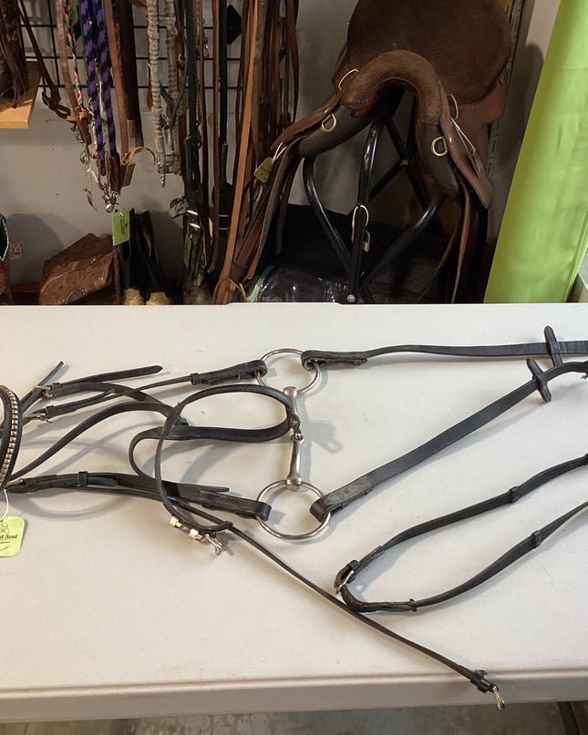 English Bridle  Schooling HeadstallGold BrowBand,Bit5.75"&Reins