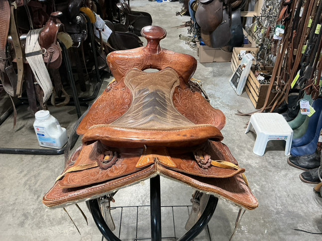 Western Saddle Older 14.5"