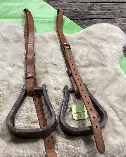 Western Stirrup Leather With Stirrups