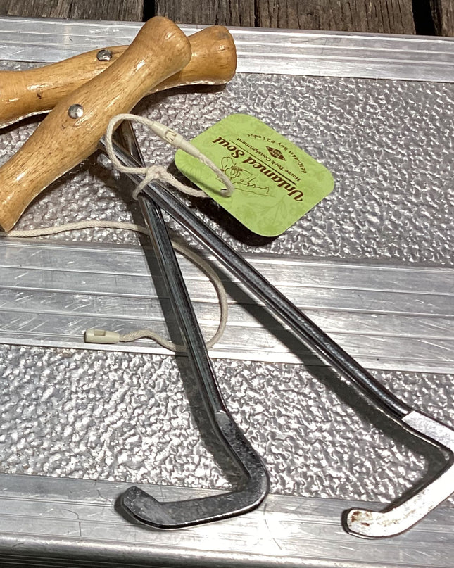 English Boot Pulls