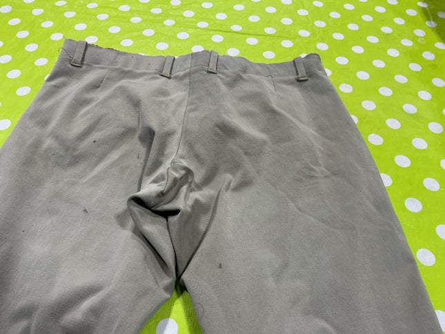 Breeches Elation Size 28 Brown Light Stains/Small seam tear