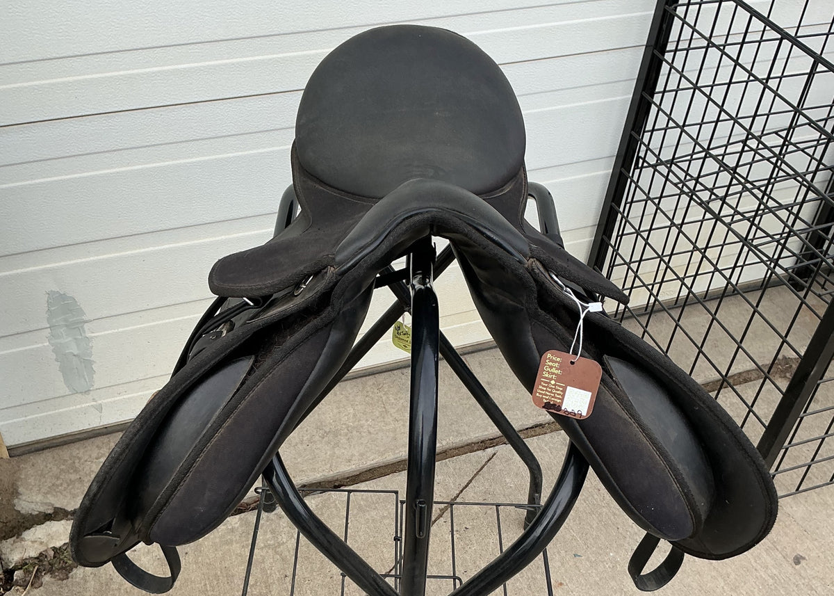 English Saddle – Euro Riders All Purpose, Black S17" G6" Interchangeable Gullet, with Stirrups | Used