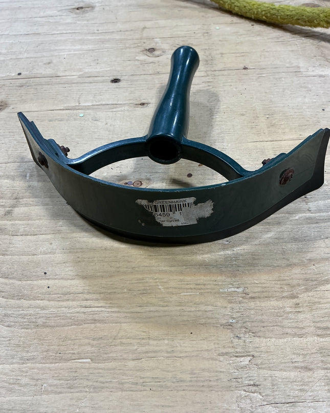 Scraper ( rust on metal)